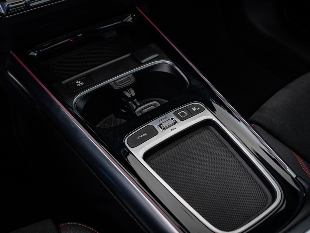 Certified 2025 Mercedes-Benz GLA 250 4MATIC image 33