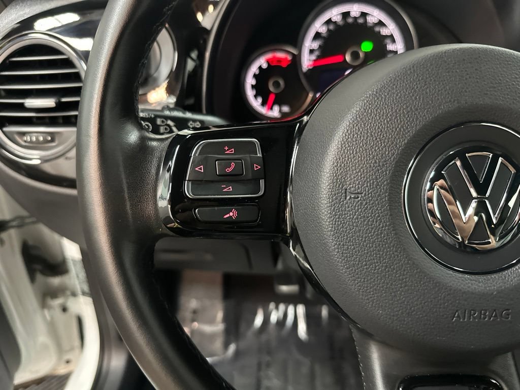 Used 2019 Volkswagen Beetle 2.0T S FWD image 15