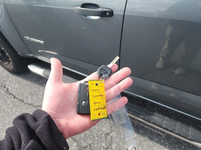 Used 2019 Chevrolet Colorado W/T w/ WT Convenience Package image 11