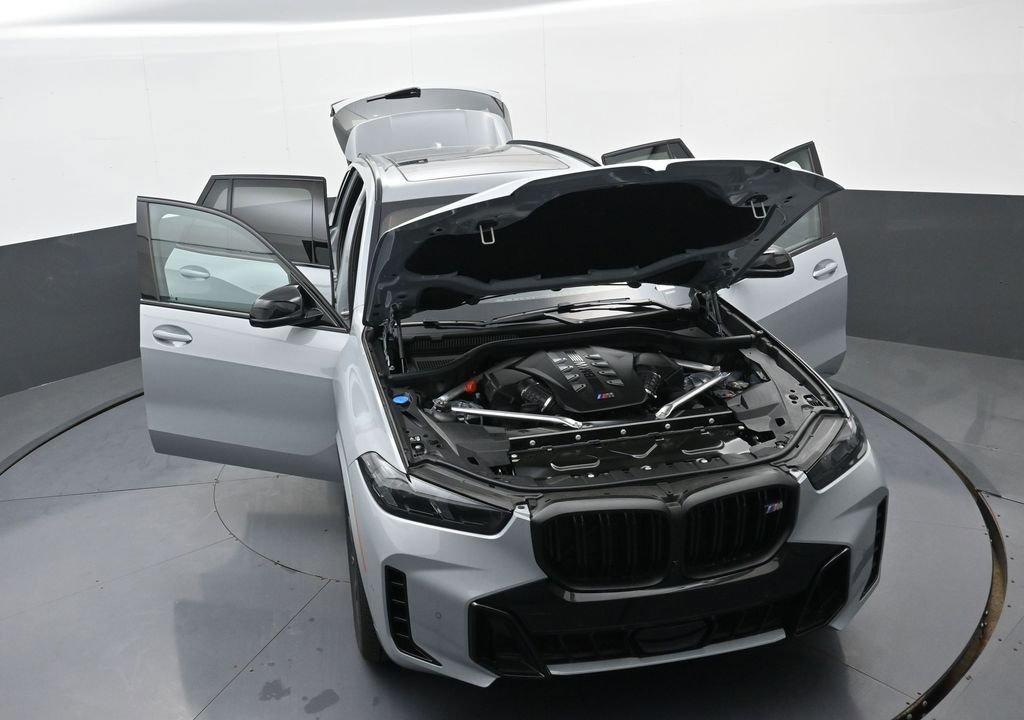 New 2026 BMW X5 M60i w/ Climate Comfort Package image 38
