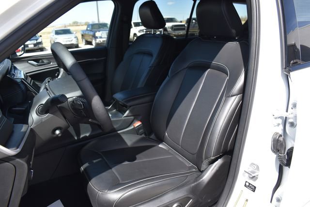 Used 2025 Jeep Grand Cherokee L Limited w/ Luxury Tech Group II AWD/4WD image 13
