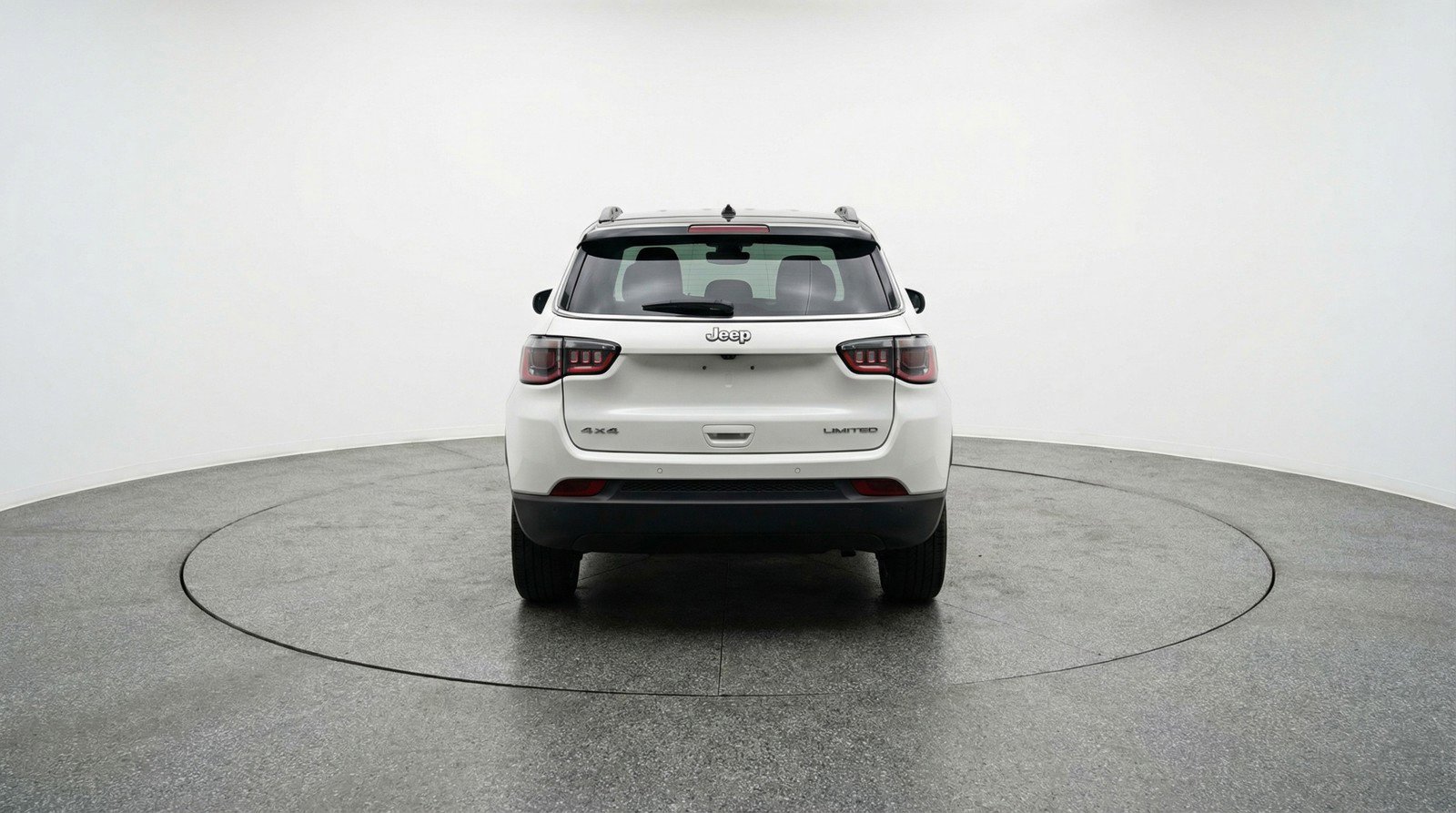 Used 2025 Jeep Compass Limited AWD/4WD image 7