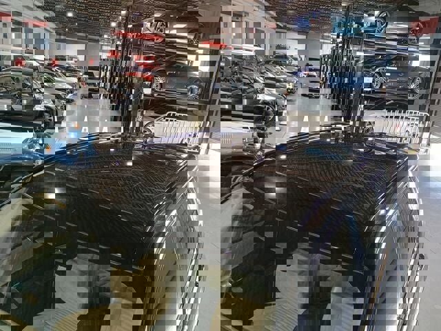 Used 2021 Land Rover Discovery Sport S image 17