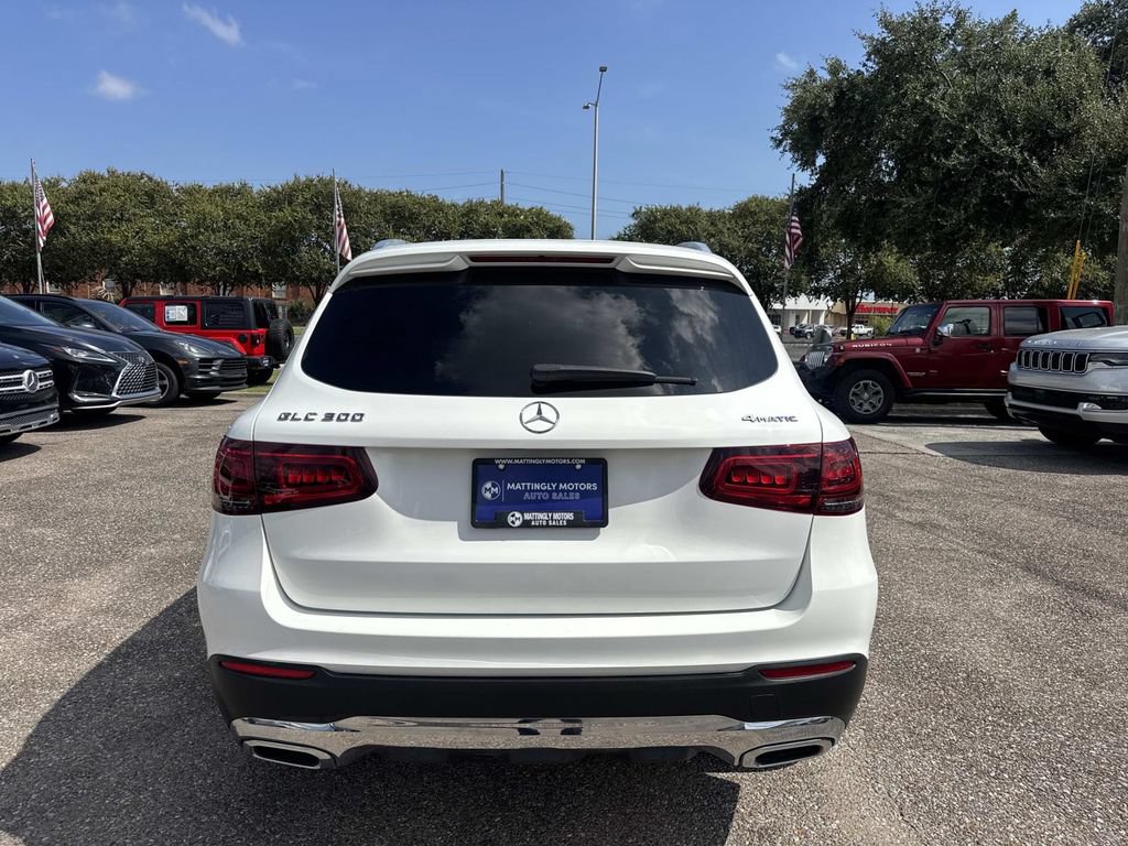 Used 2020 Mercedes-Benz GLC 300 4MATIC w/ Multimedia Package image 7