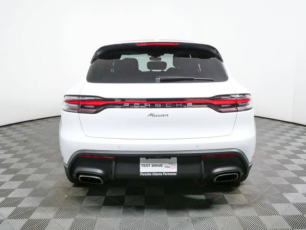 Certified 2026 Porsche Macan Turbo AWD/4WD image 26