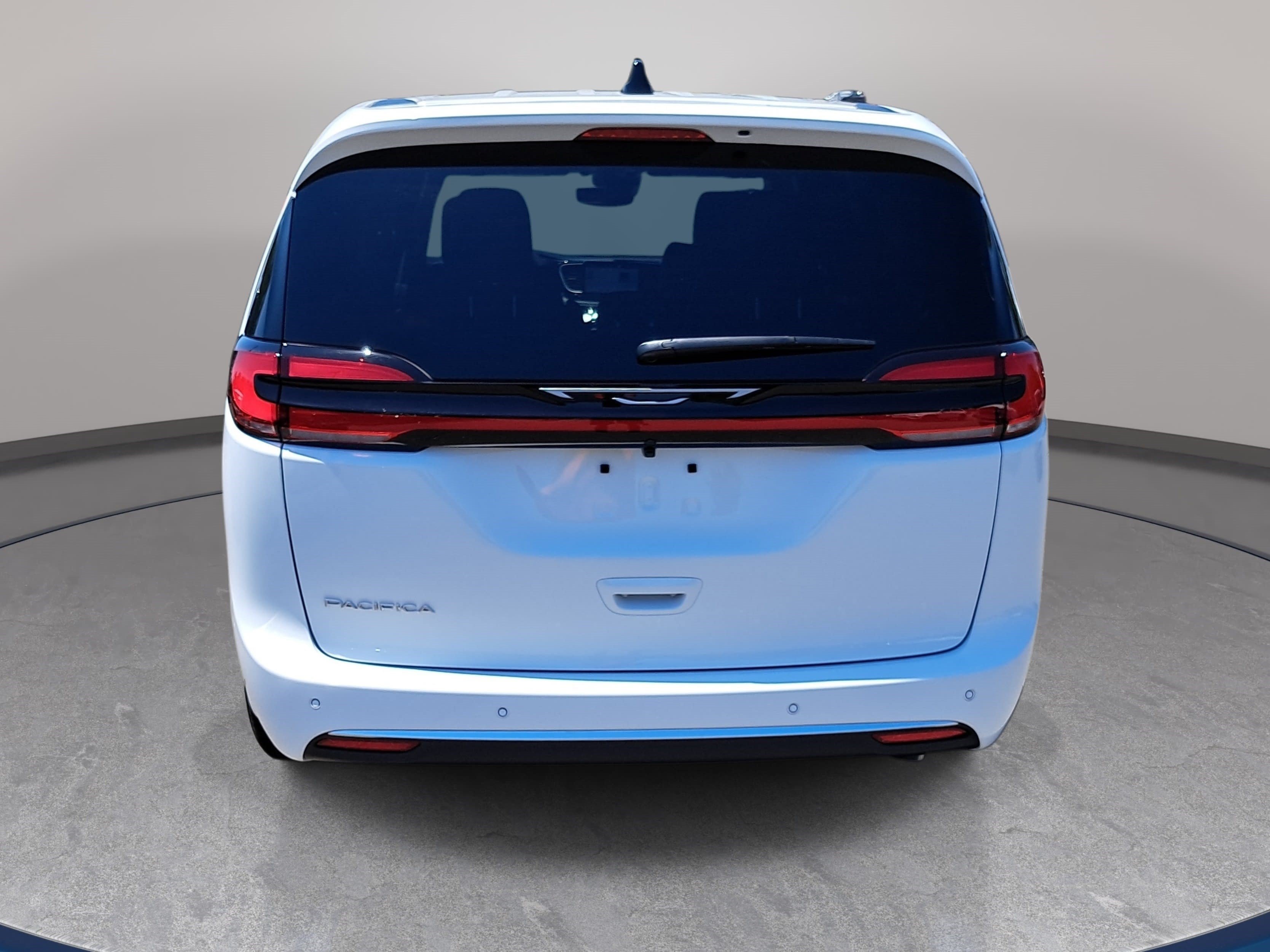 New 2027 Chrysler Pacifica Select FWD image 6