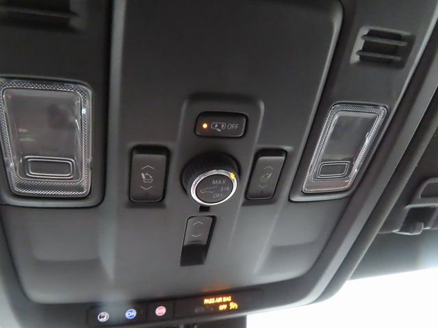 Certified 2025 GMC Yukon XL Denali image 28