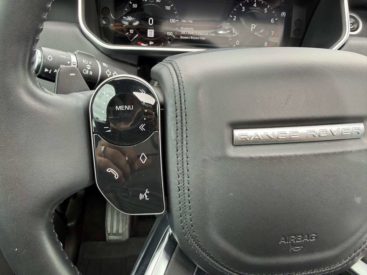 Used 2020 Land Rover Range Rover image 30
