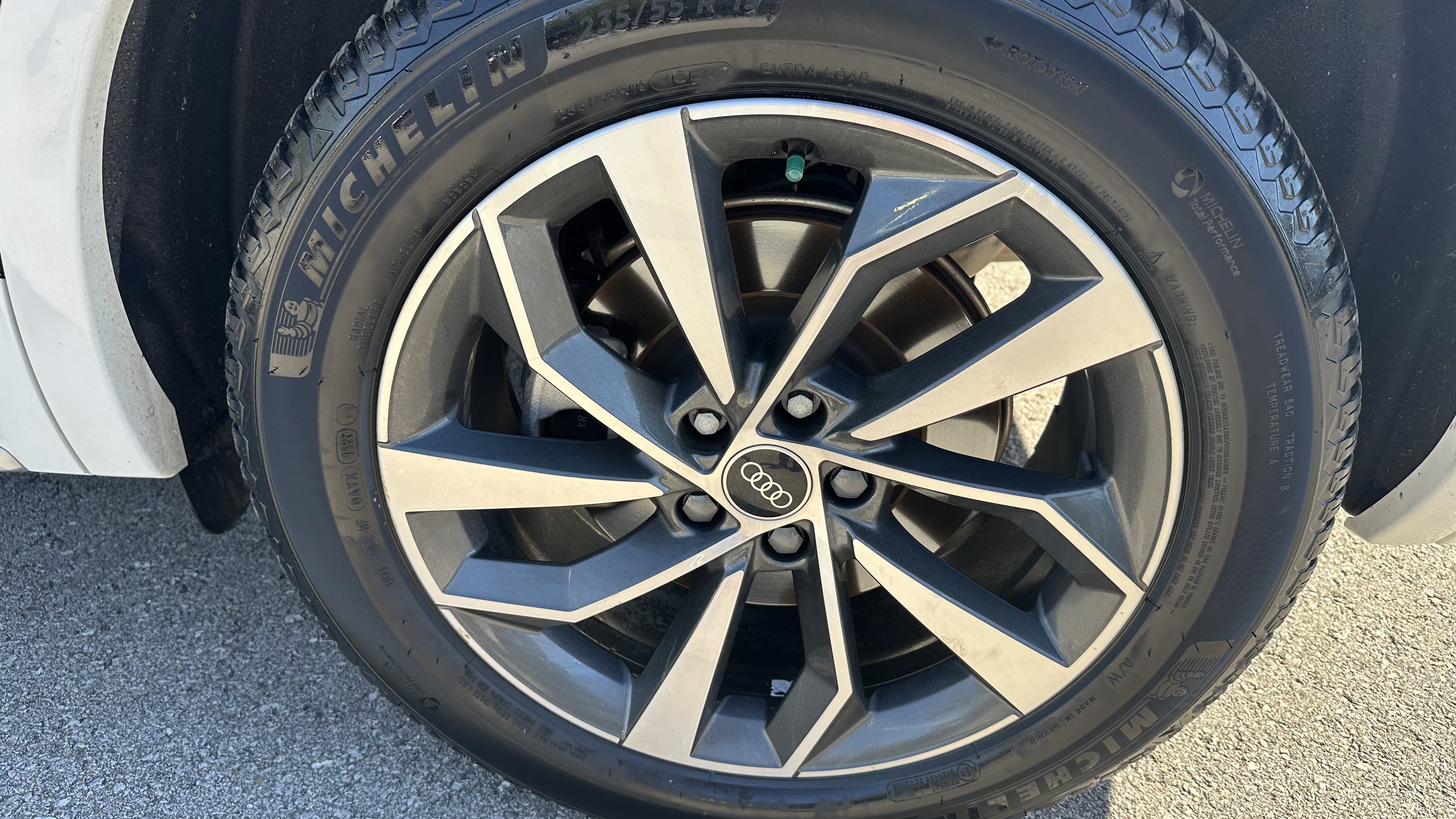 Used 2022 Audi Q5 2.0T Premium Plus AWD/4WD image 13