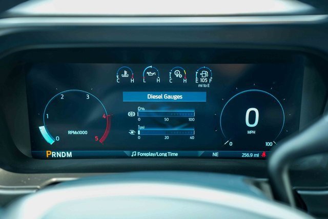 Used 2025 Ford F450 Platinum image 32