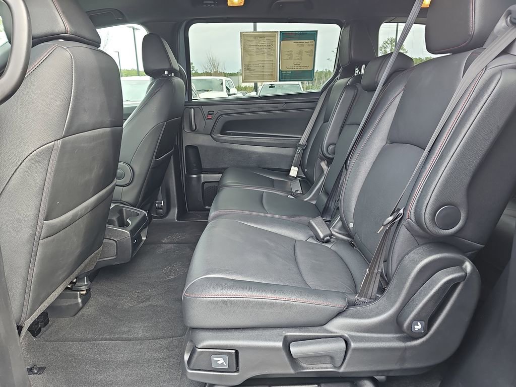 Used 2025 Honda Odyssey Sport-L image 19