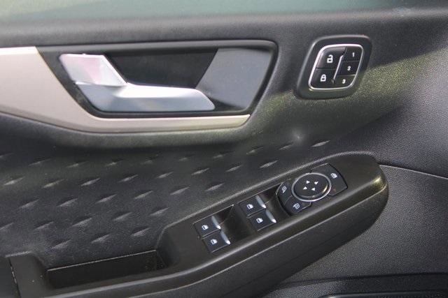 Used 2020 Ford Escape SEL image 13