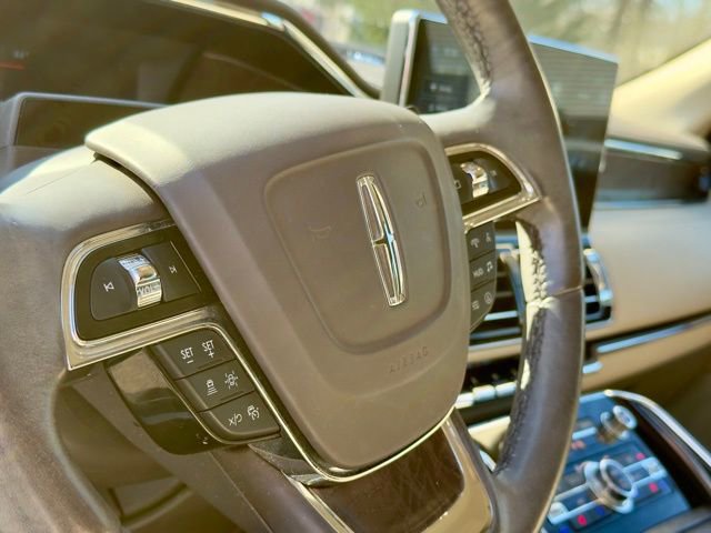Used 2022 Lincoln Navigator Reserve image 13