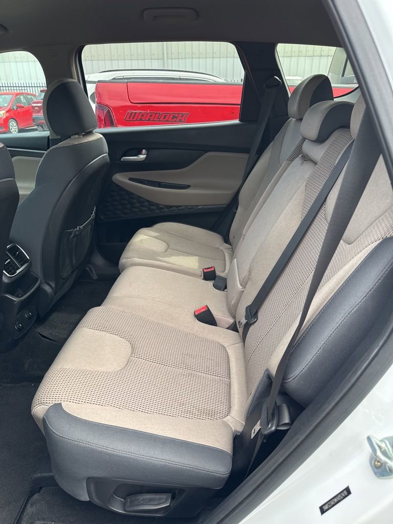 Used 2019 Hyundai Santa Fe SE FWD image 12