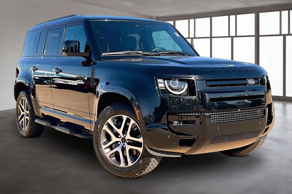 Certified 2026 Land Rover Defender 110 X-Dynamic SE AWD/4WD image 10