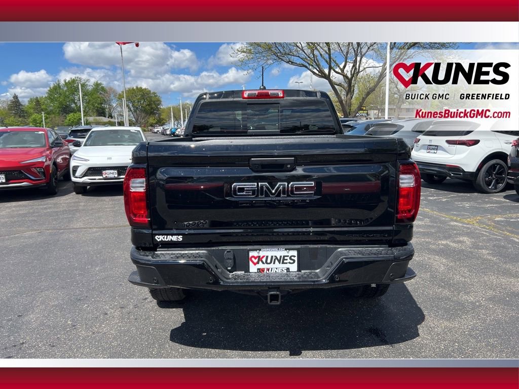 New 2026 GMC Canyon Denali w/ LPO, Denali Black Edition AWD/4WD image 4