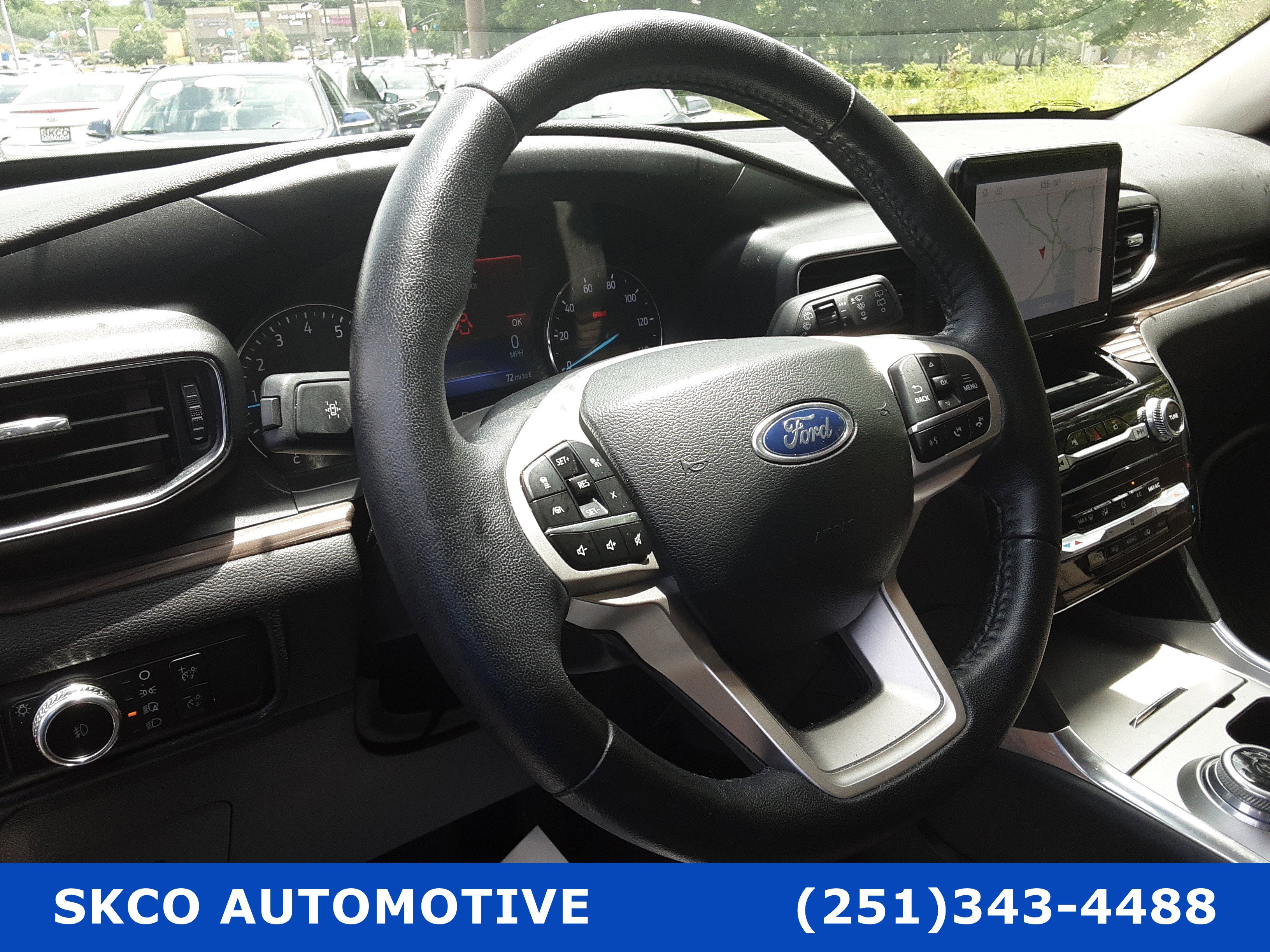 Used 2023 Ford Explorer Limited image 19