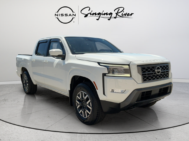 Used 2024 Nissan Frontier SL w/ Technology Package AWD/4WD image 1