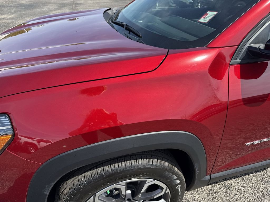 Certified 2025 GMC Terrain Elevation w/ Elevation Premium Package image 37