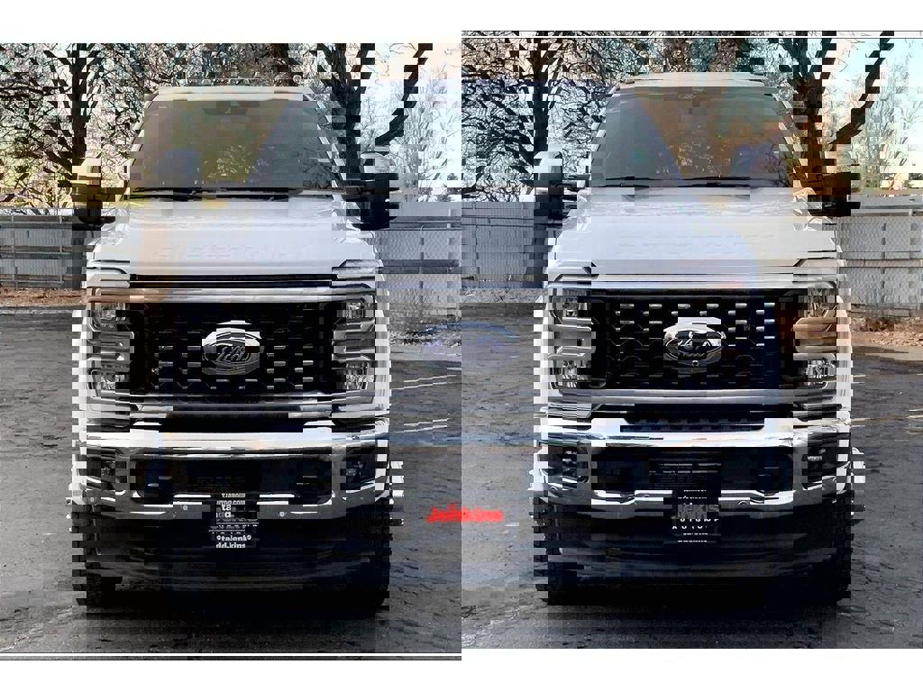 Used 2026 Ford F450 King Ranch w/ Chrome Package image 3