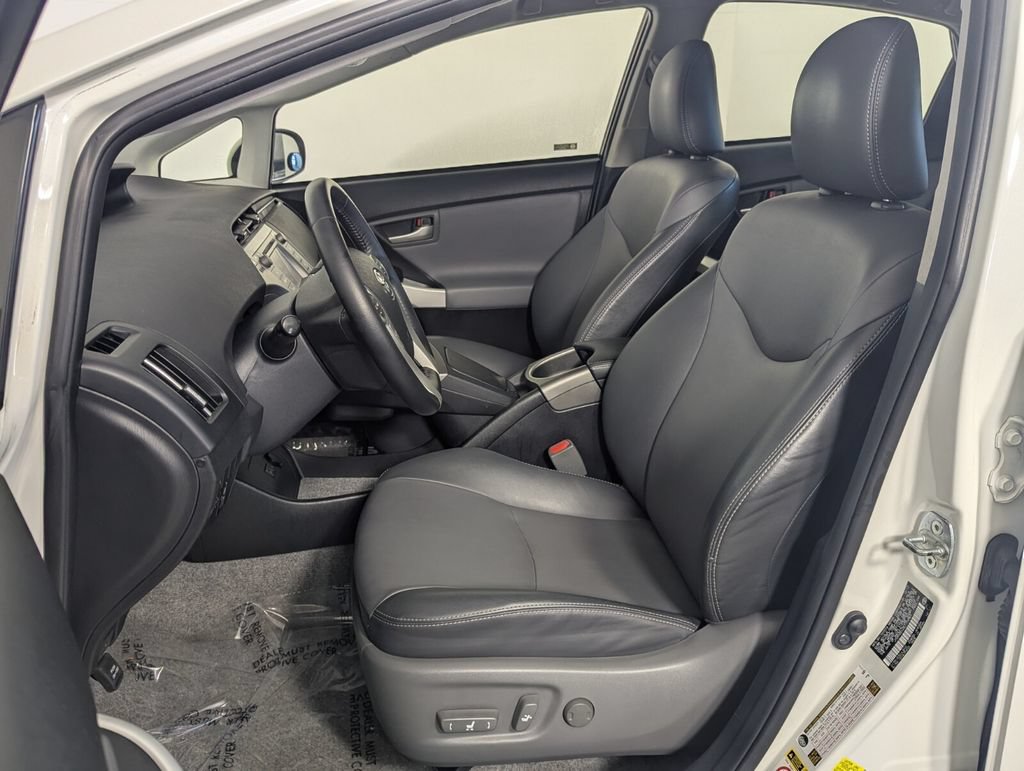 Used 2014 Toyota Prius Four FWD image 10