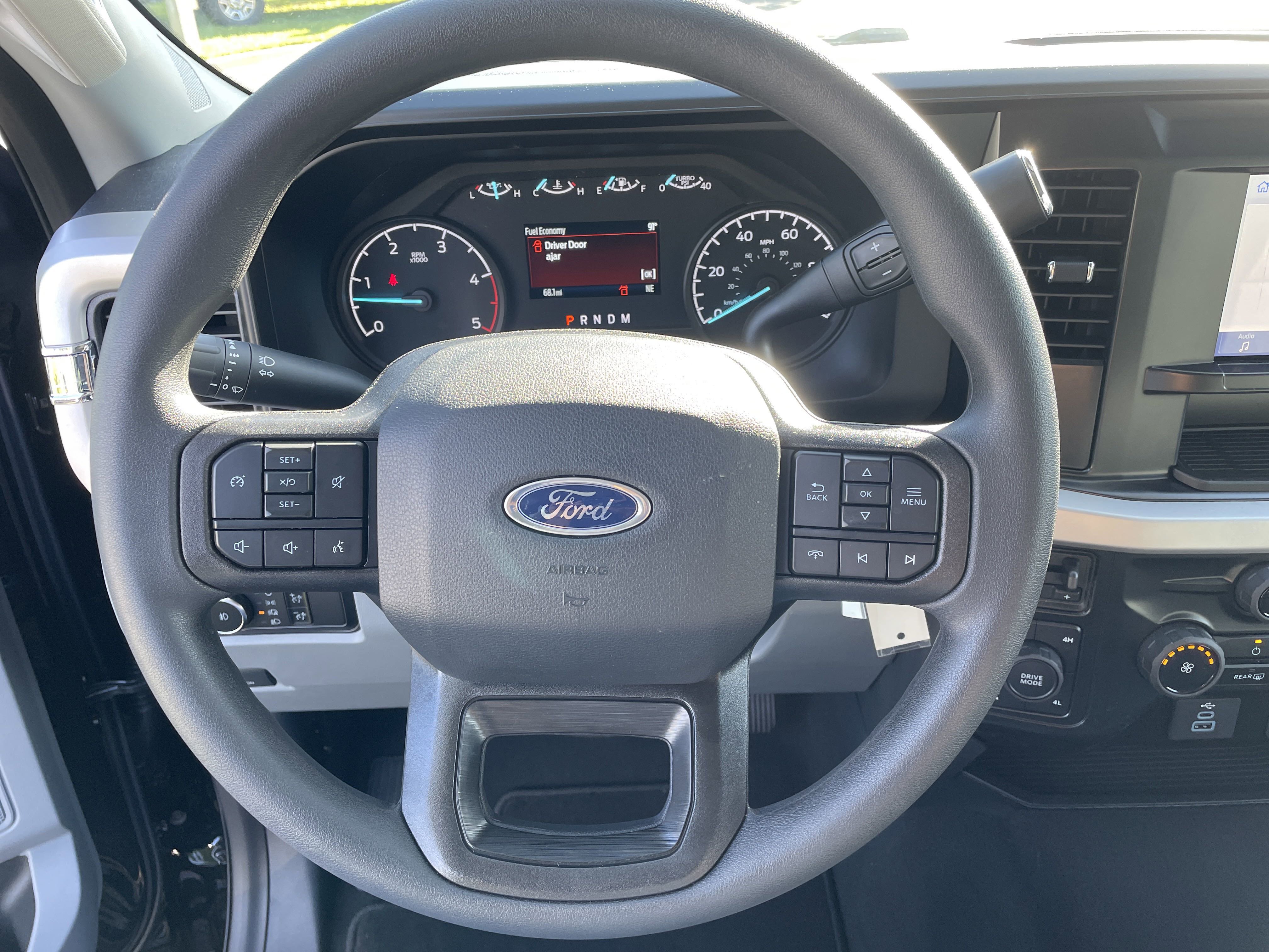 New 2025 Ford F250 XLT image 15