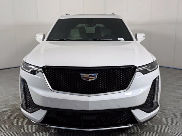 Used 2022 Cadillac XT6 Sport w/ Technology Package AWD/4WD image 12