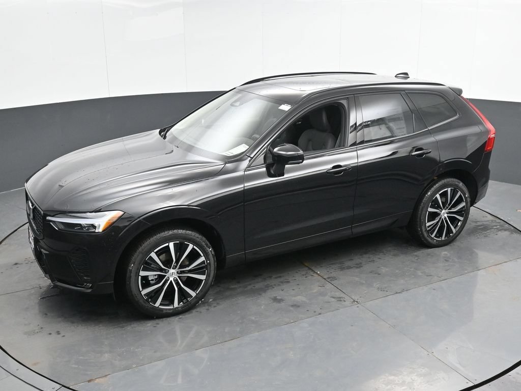Used 2025 Volvo XC60 B5 Plus w/ Protection Package Premier AWD/4WD image 45