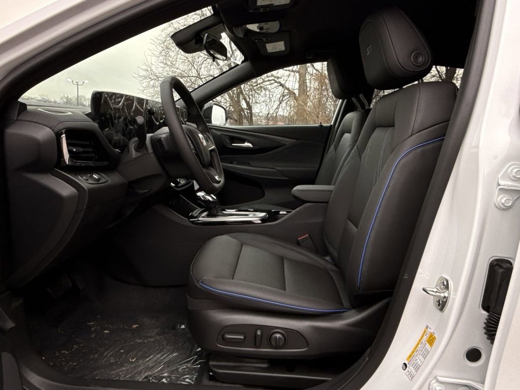 New 2026 Buick Envista Sport Touring w/ Convenience I Package FWD image 13
