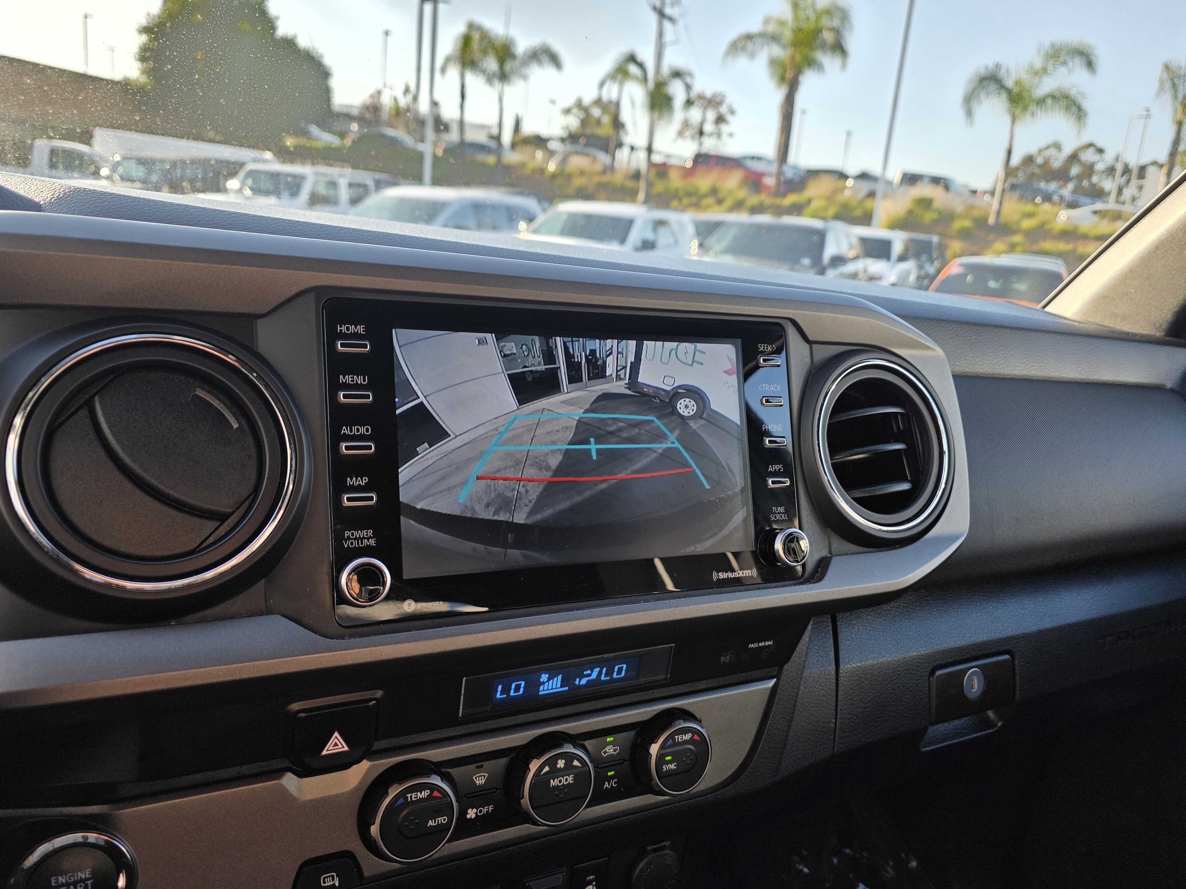 Used 2022 Toyota Tacoma TRD Sport image 15