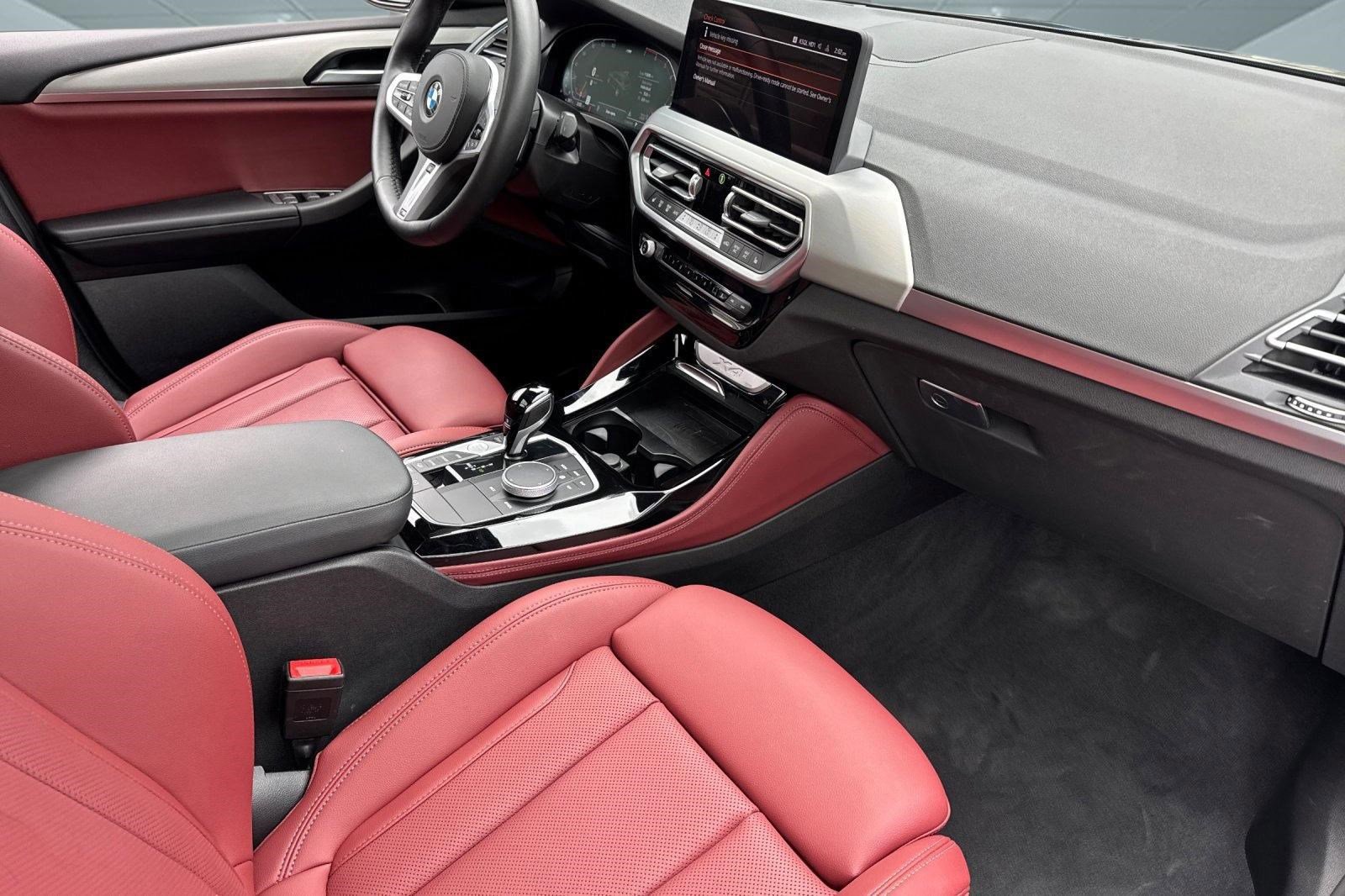 Used 2025 BMW X4 xDrive30i image 31