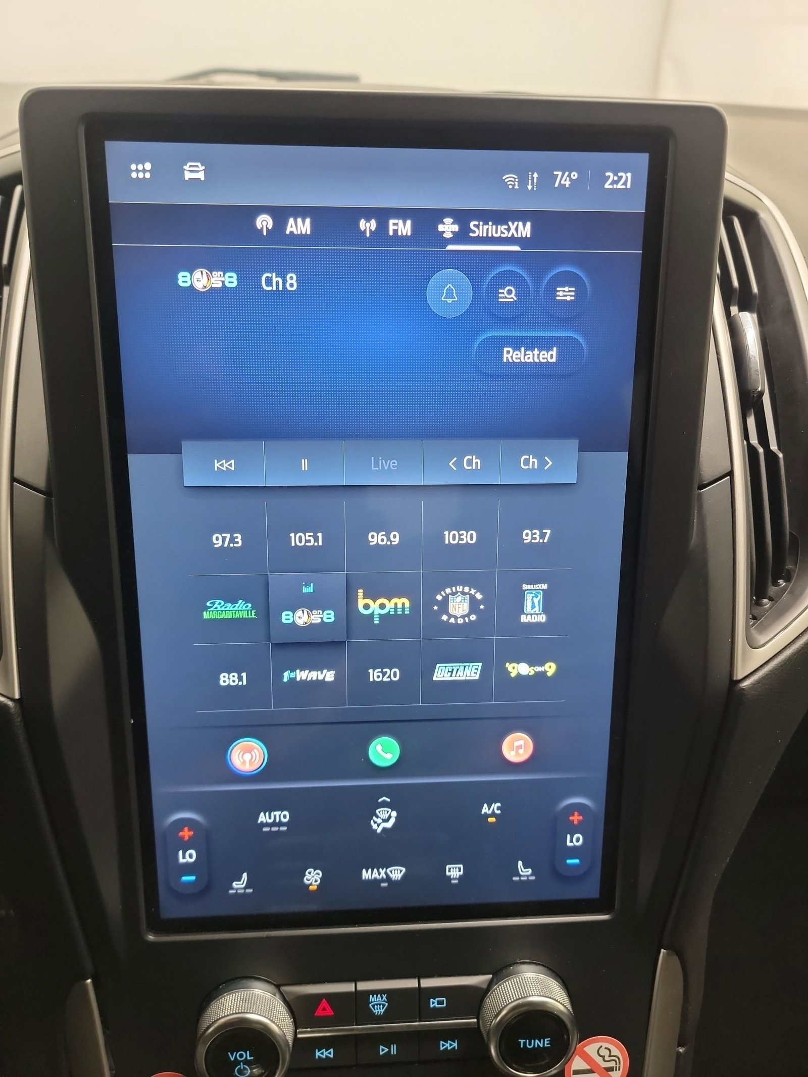 Used 2024 Ford Edge SEL image 30