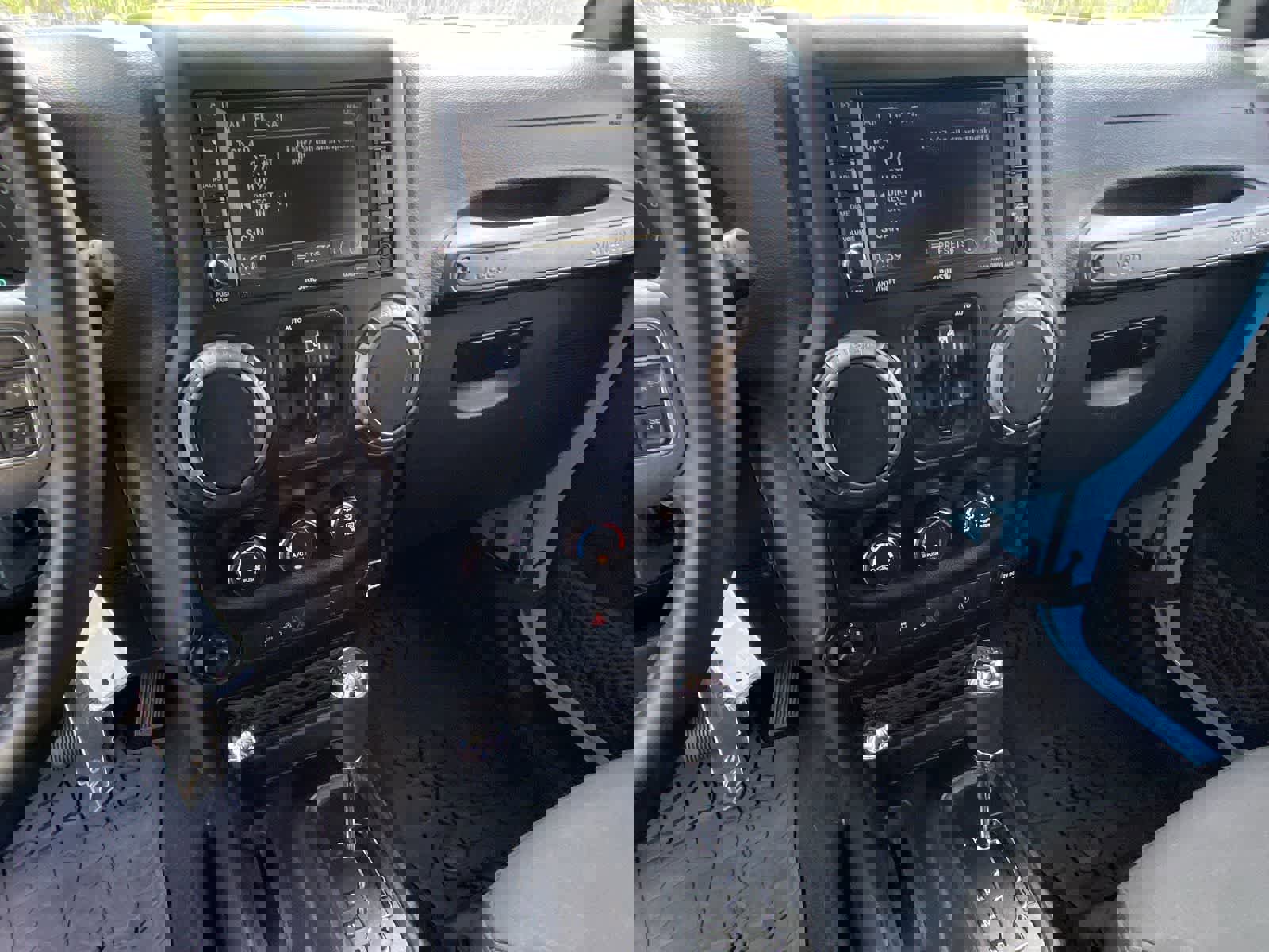 Used 2017 Jeep Wrangler Unlimited Sport AWD/4WD image 22