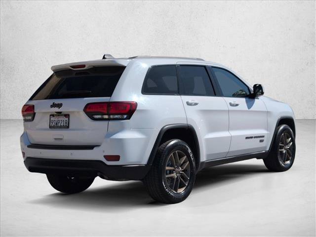 Used 2016 Jeep Grand Cherokee Laredo 75th Anniversary image 5