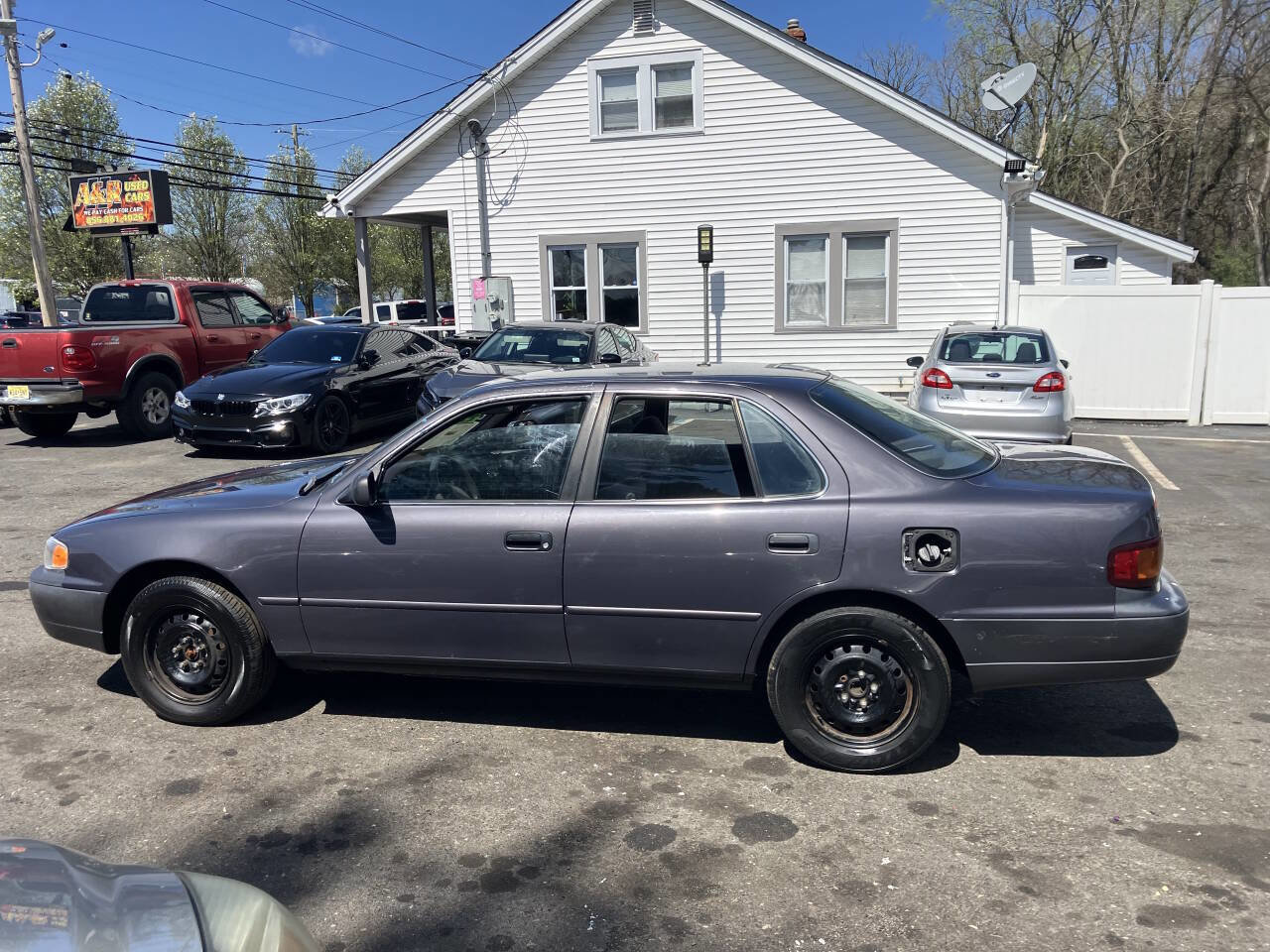 Used 1996 Toyota Camry LE image 10