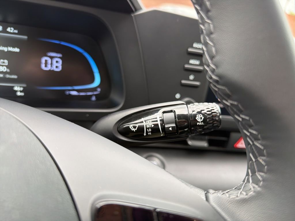 New 2026 Hyundai Elantra Sport FWD image 32