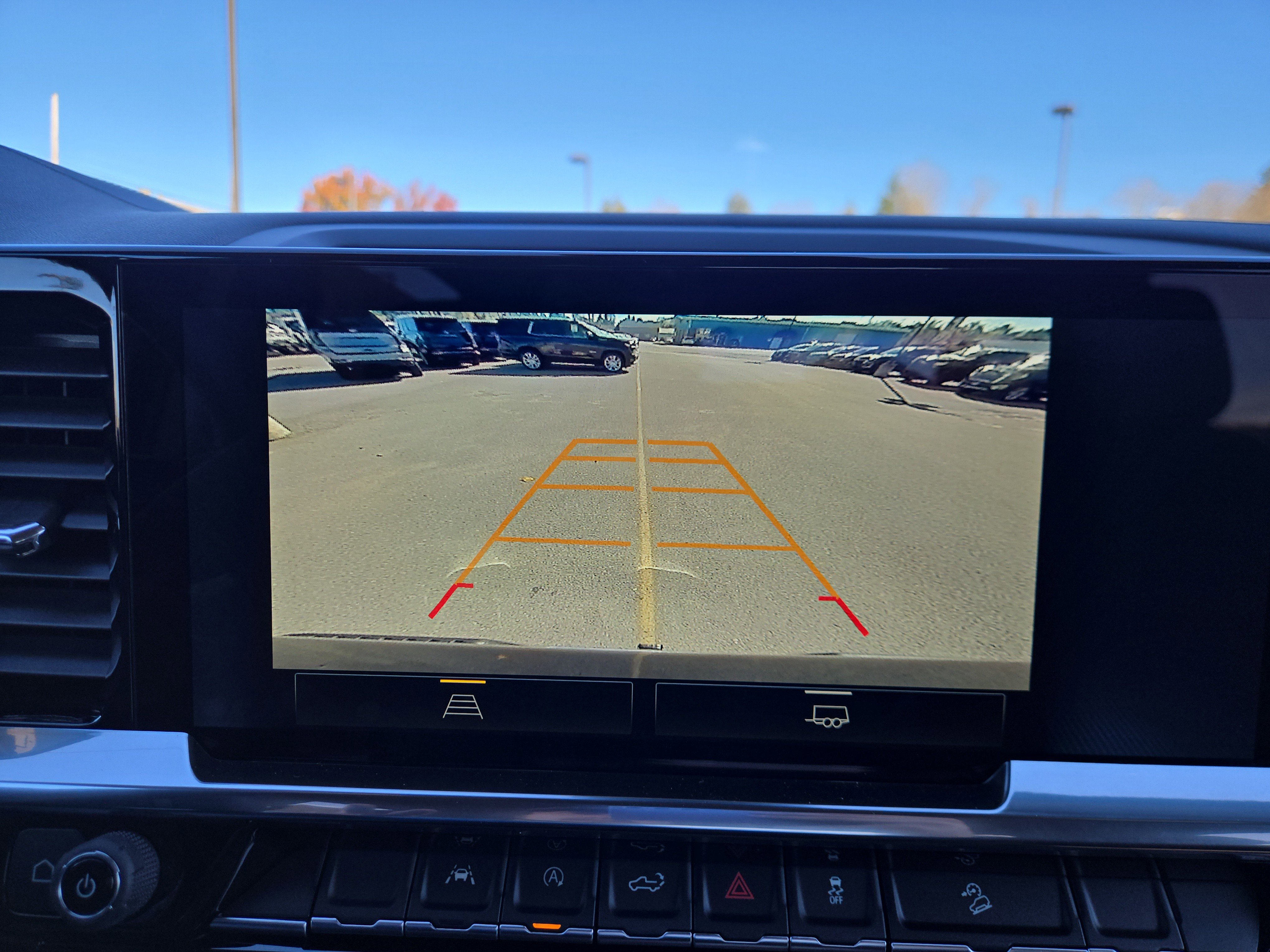 New 2026 Chevrolet Silverado 1500 LT w/ Z71 Off-Road Package image 26