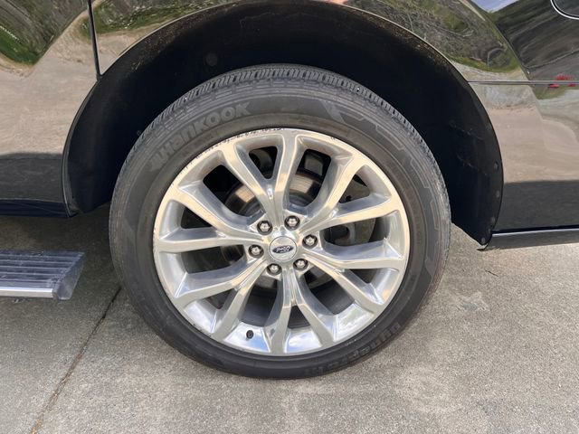 Used 2018 Ford Expedition Max Platinum image 44