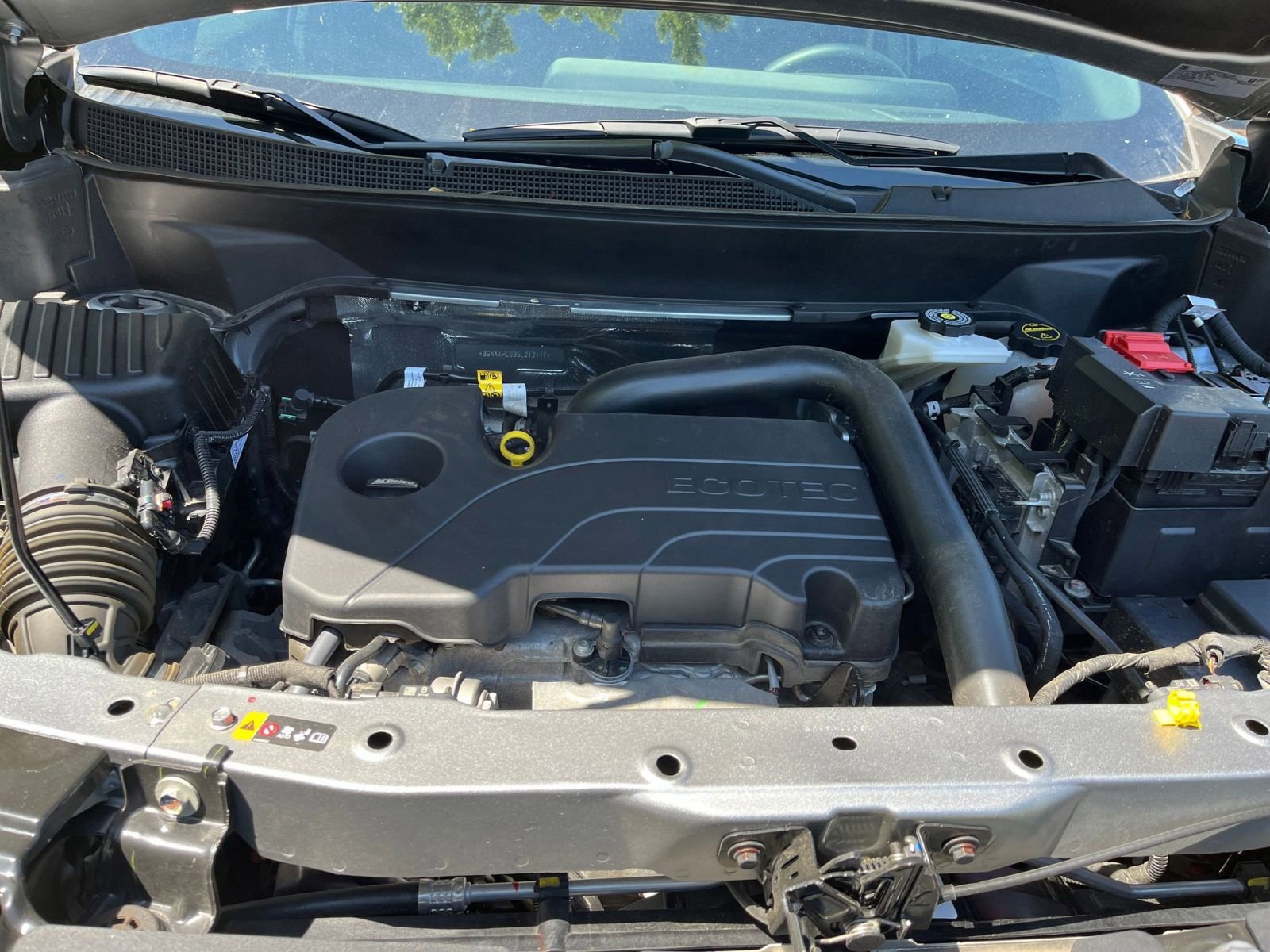 Used 2025 Chevrolet Equinox LT FWD image 32