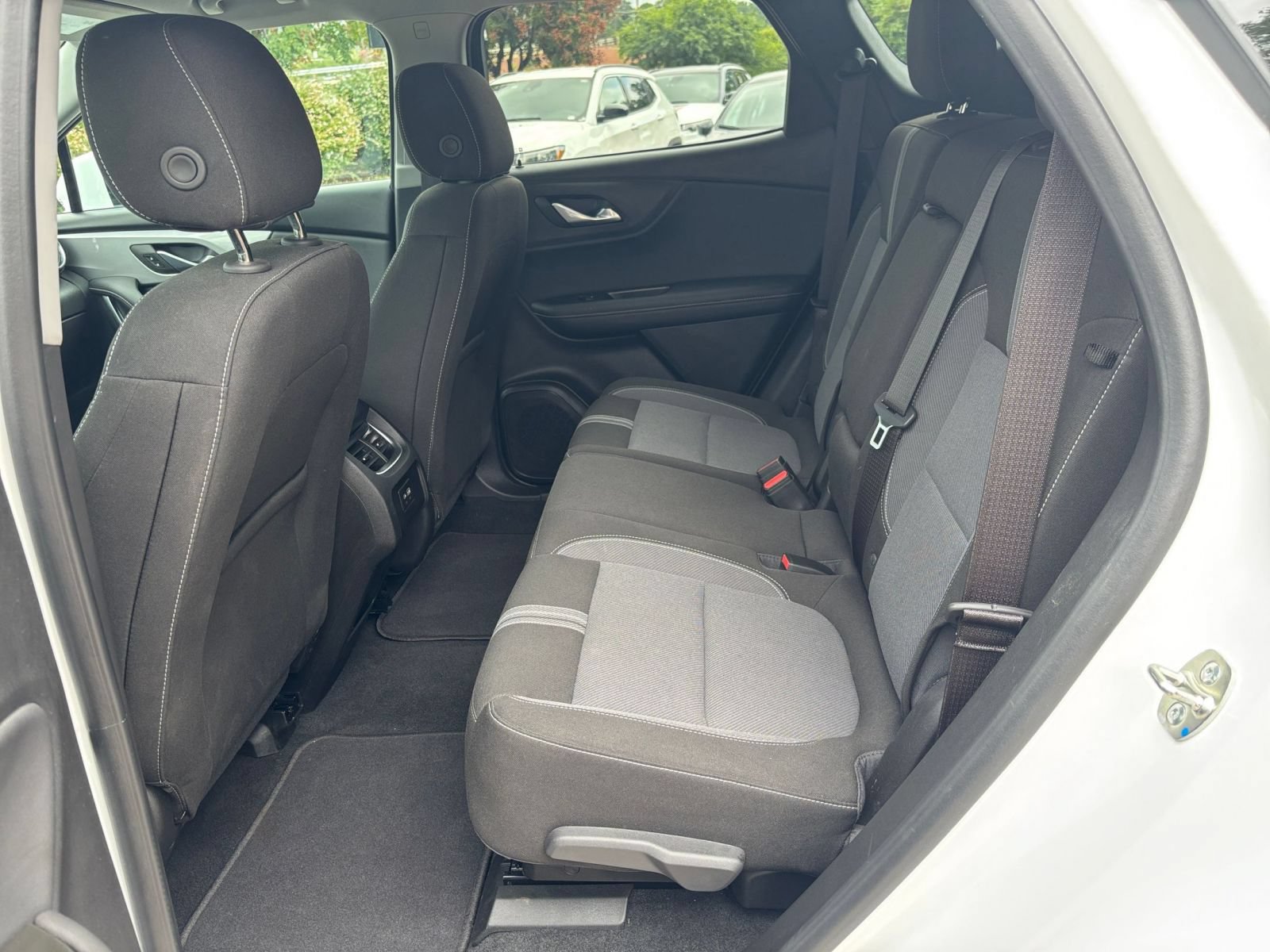 Used 2026 Chevrolet Blazer LT FWD image 25