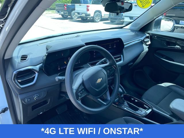 Used 2025 Chevrolet TrailBlazer LS w/ LS Convenience Package AWD/4WD image 11