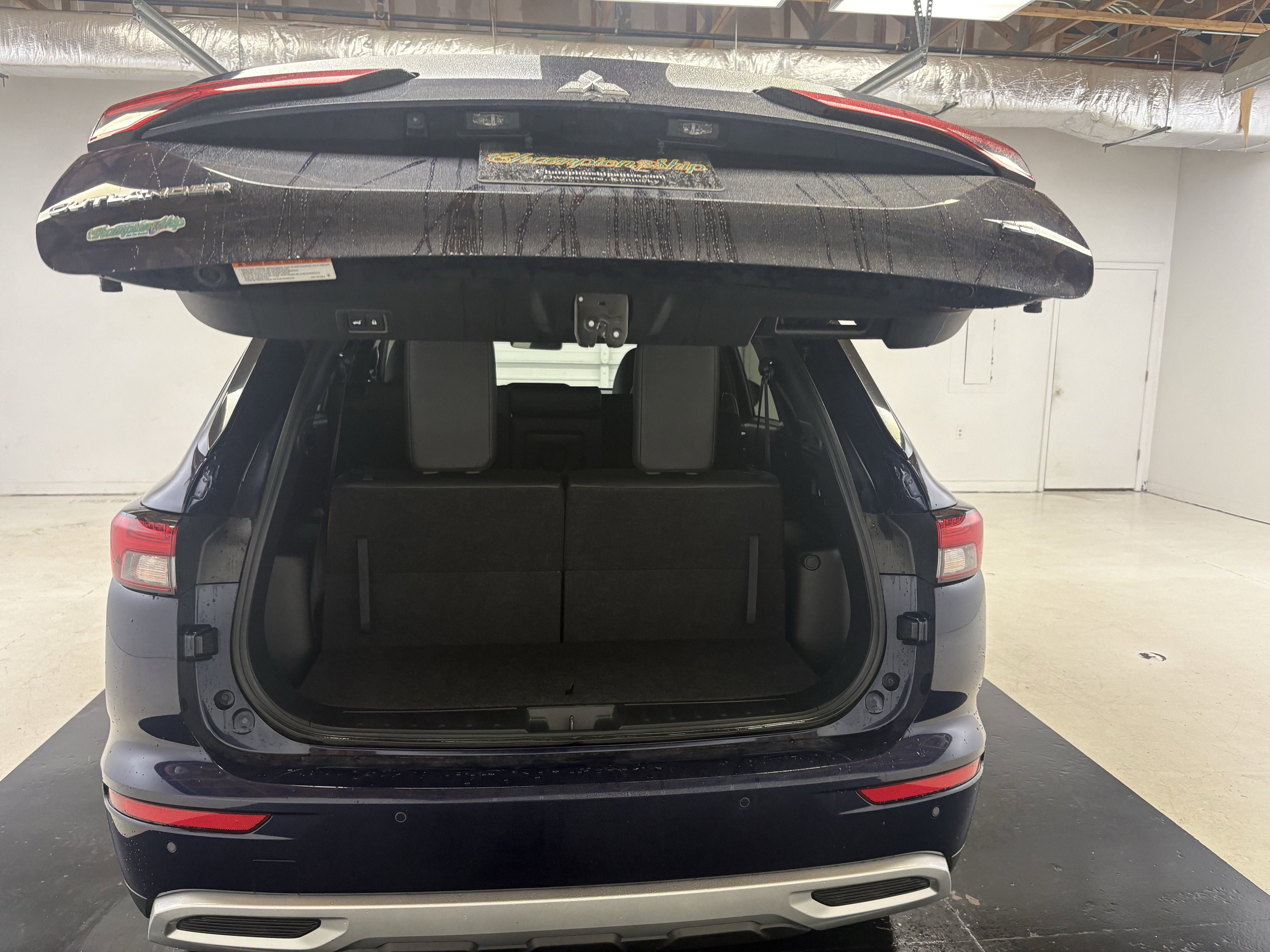 Used 2024 Mitsubishi Outlander SE Black Edition image 18