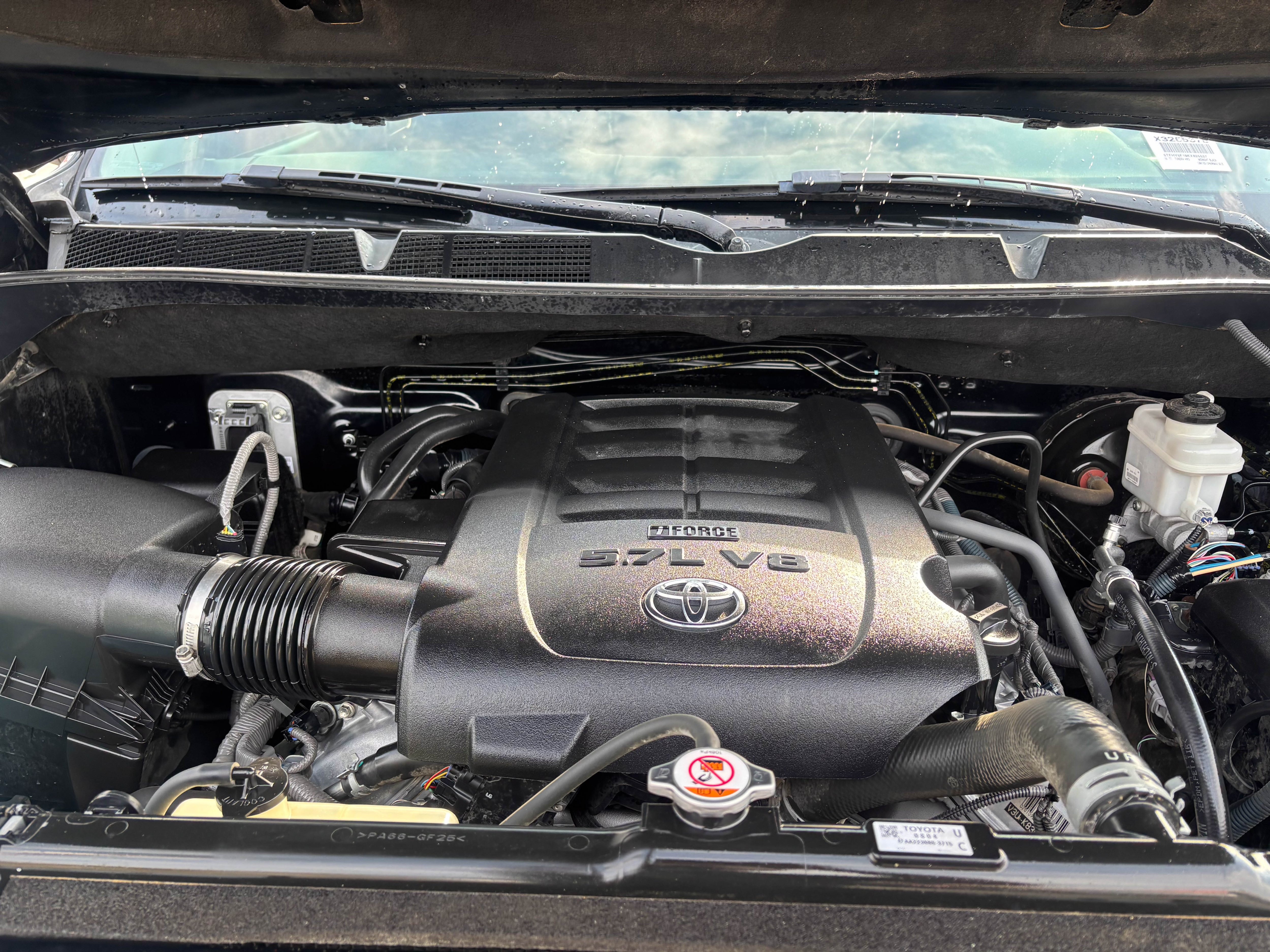 Certified 2019 Toyota Tundra Limited w/ Limited Premium Package AWD/4WD image 14