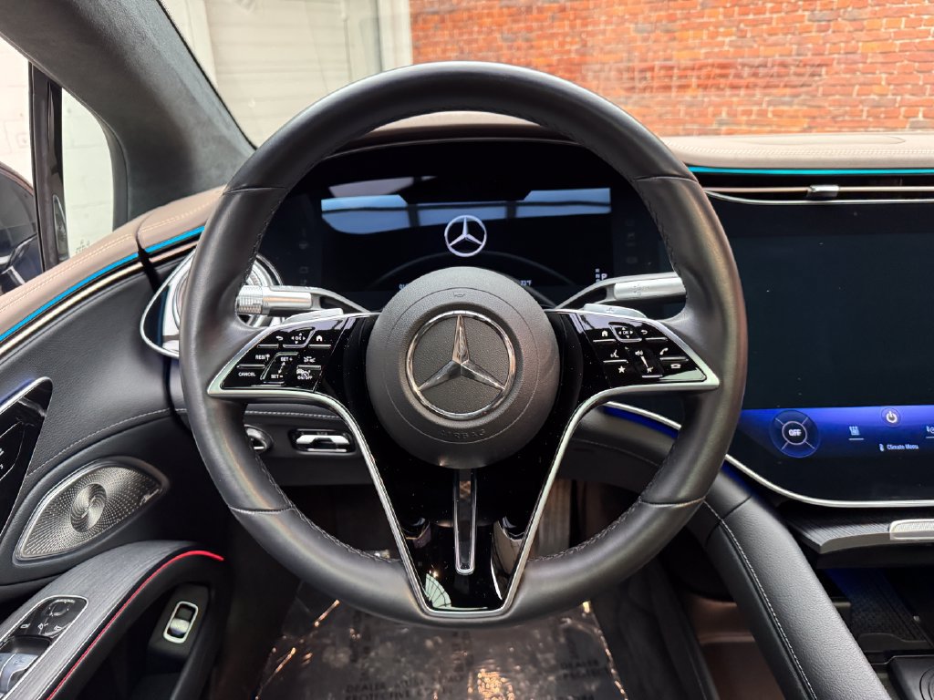 Certified 2023 Mercedes-Benz EQS 580 4MATIC Sedan w/ Exclusive Trim Package image 13