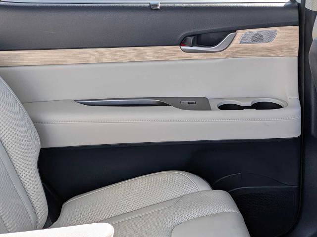 Used 2023 Hyundai Palisade Limited image 24