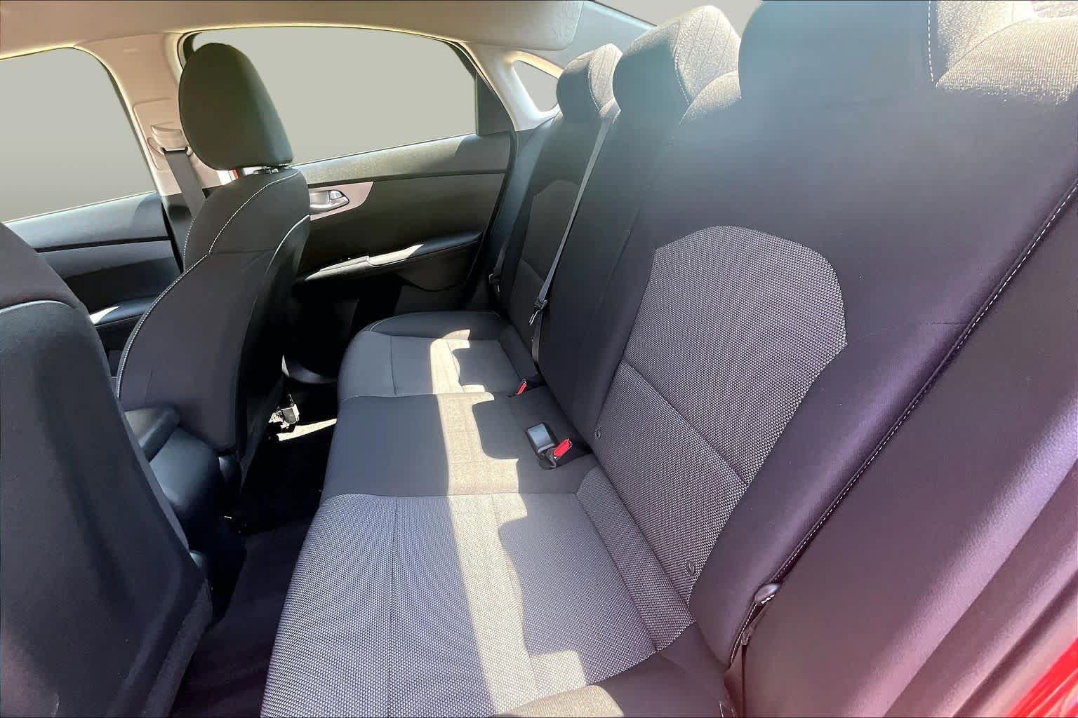 Used 2024 Kia Forte LXS w/ LXS Technology Package FWD image 20
