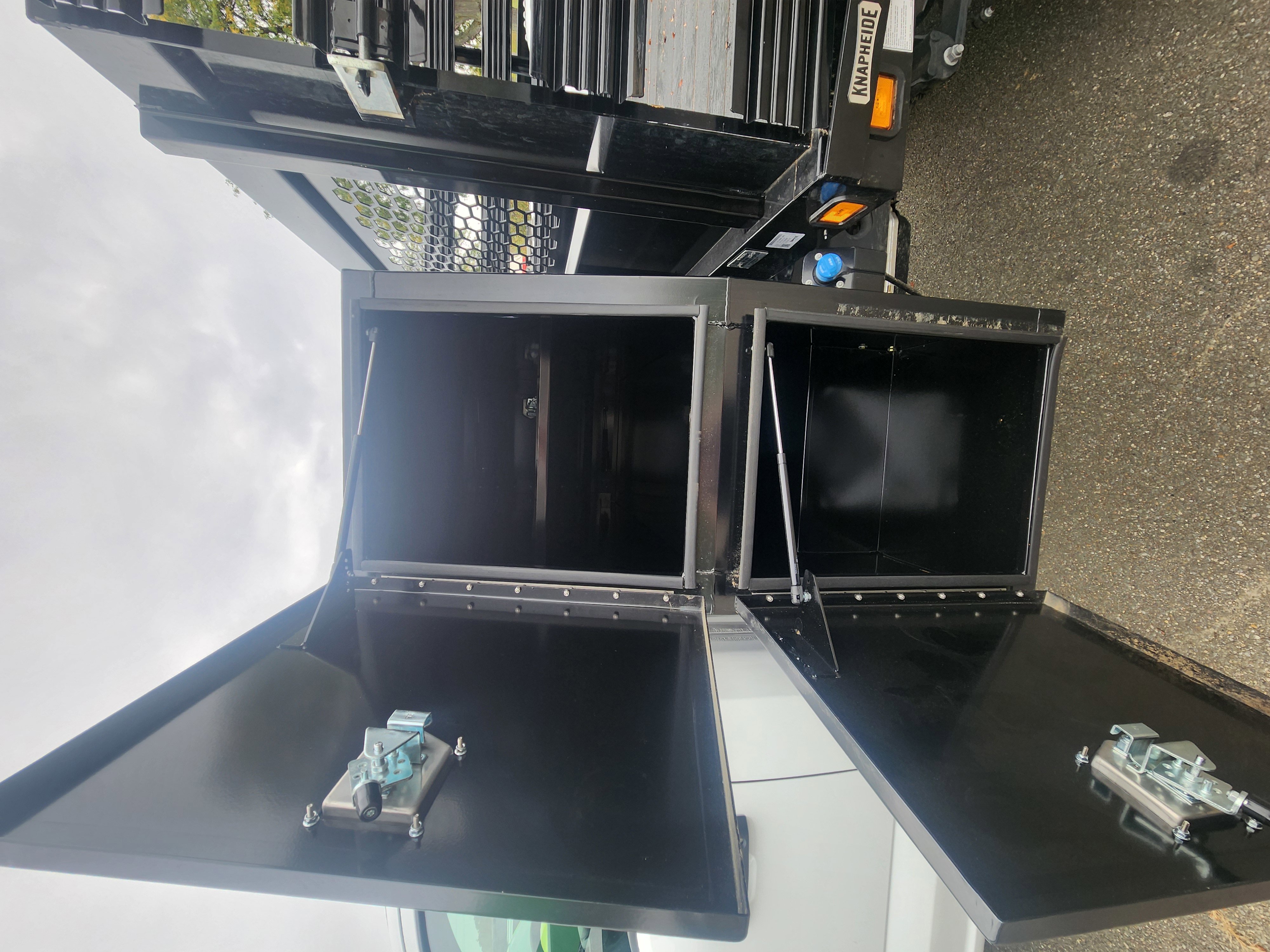 New 2023 Ford F450 XLT image 5