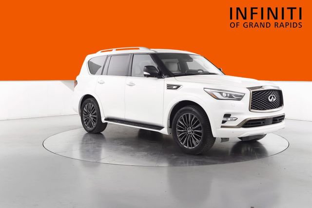 Used 2024 INFINITI QX80 Sensory AWD/4WD image 1