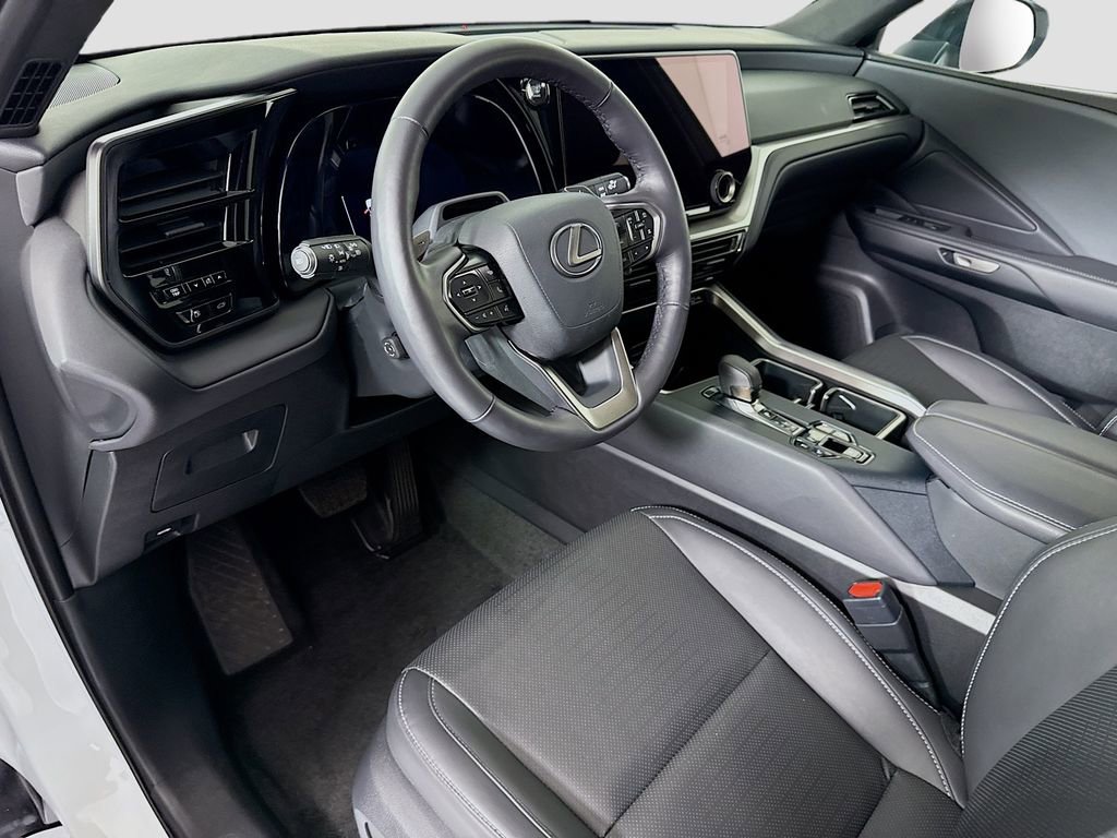 Used 2025 Lexus TX 350 AWD w/ Convenience Package image 9