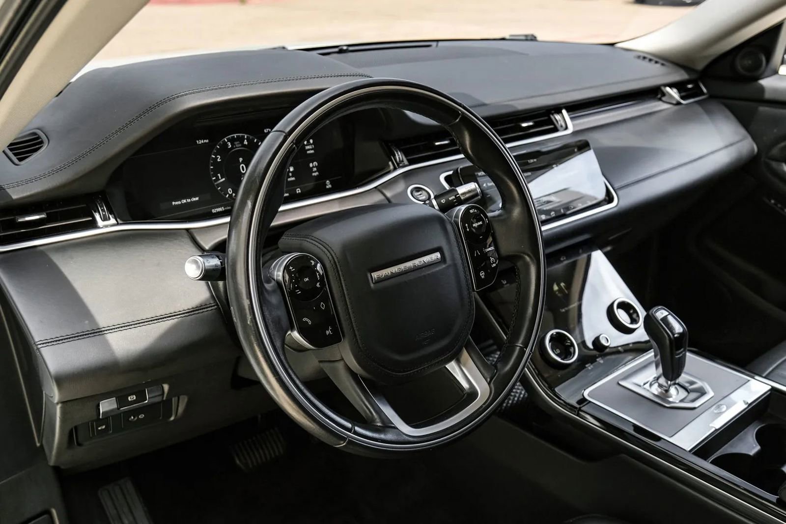Used 2020 Land Rover Range Rover Evoque SE AWD/4WD image 20